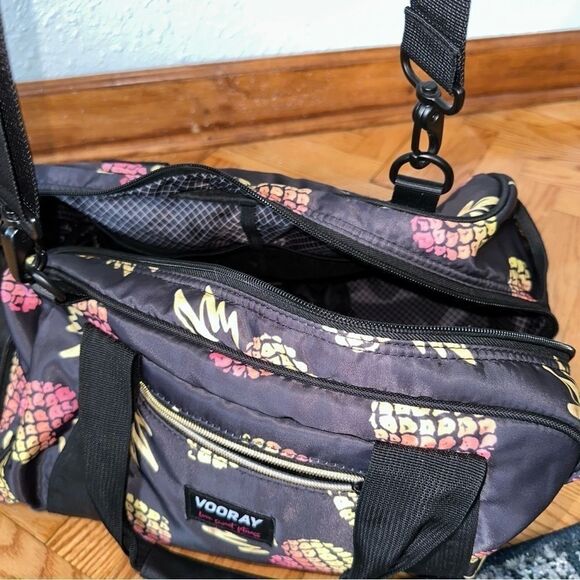 🍍🍍**  2017 limited edition ** 🍍🍍THE LSFXVOORAY SWEAT IT OUT GYM BAG! - Picture 10 of 16